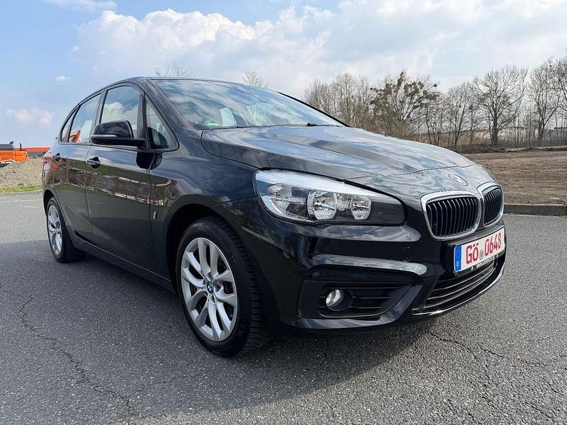 Gebraucht BMW 225 Advantage 136 PS (100 kW) 2017 Schwarz SUV