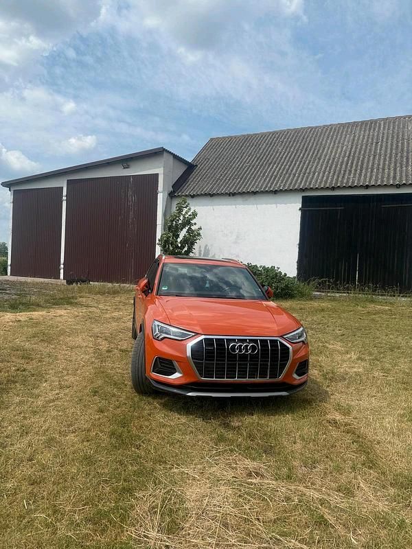 Gebraucht Audi Q3 S-Line 150 PS (110 kW) 2011 Orange SUV