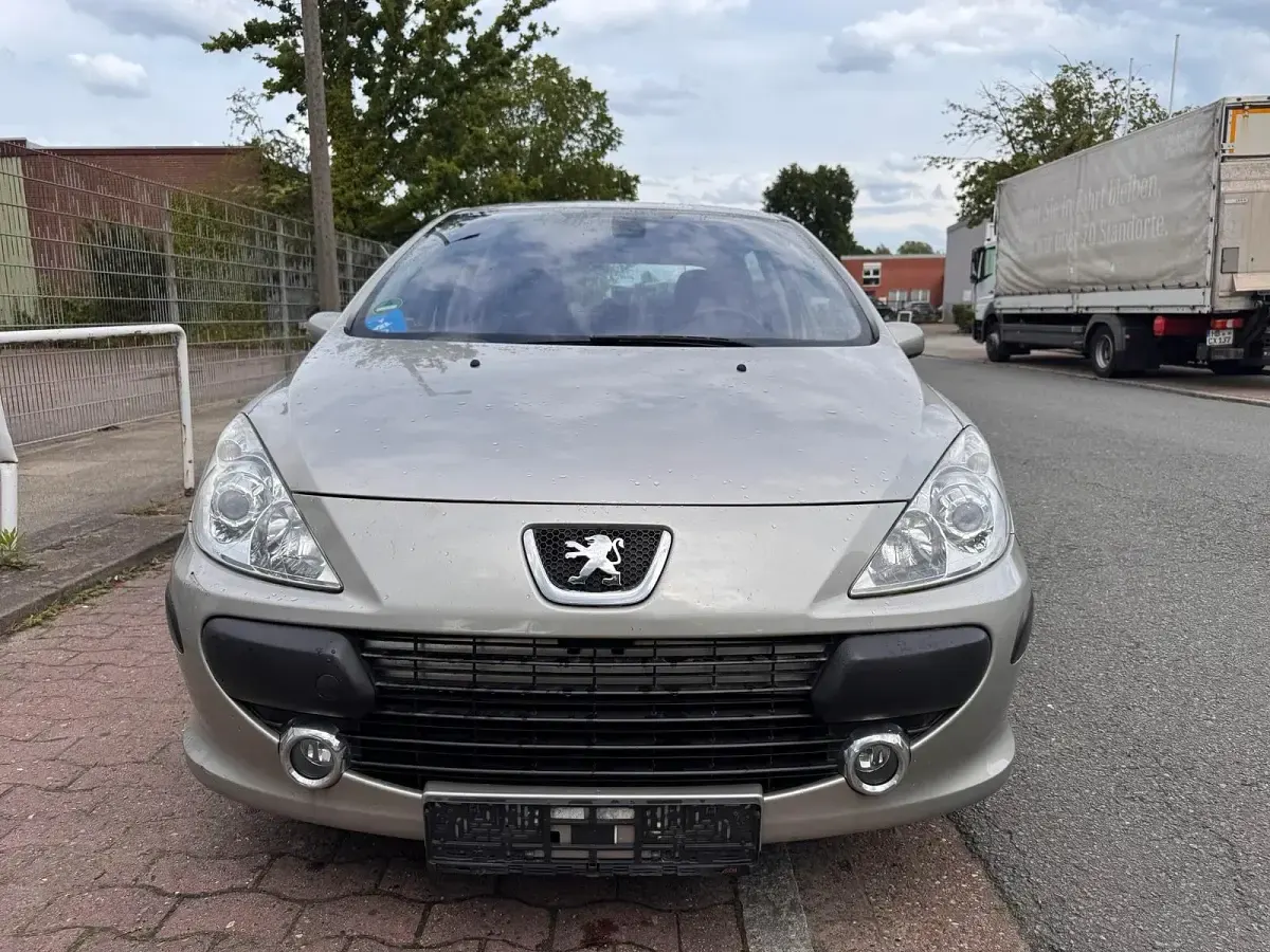 Gebraucht Peugeot 307 108 PS (79 kW) 2006 Grau Limousine