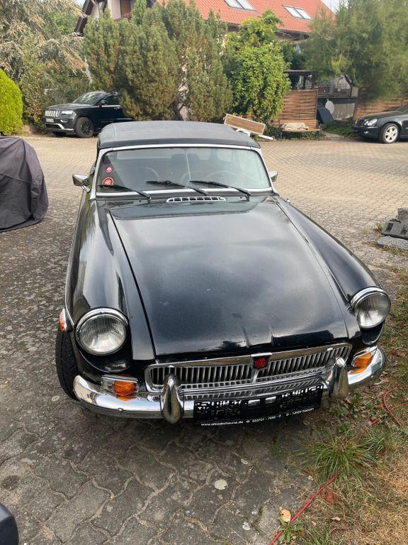 Gebraucht MG B 67 PS (49 kW) 1980 Schwarz Cabrio
