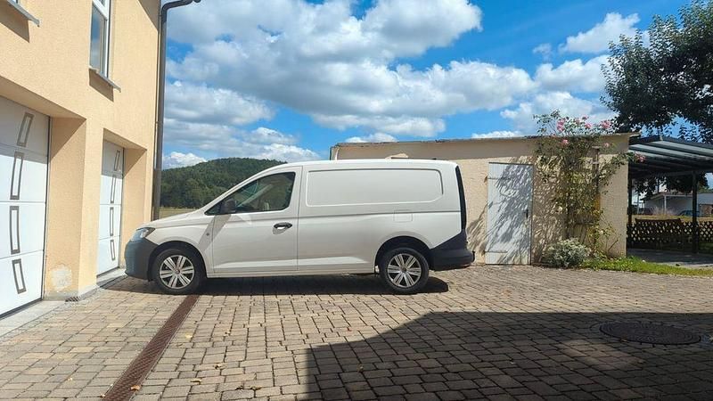 Weiß Gebraucht 2024 VW Caddy Maxi Van / Kleinbus | 23.900 € (Guter Preis) - Bild 1/4