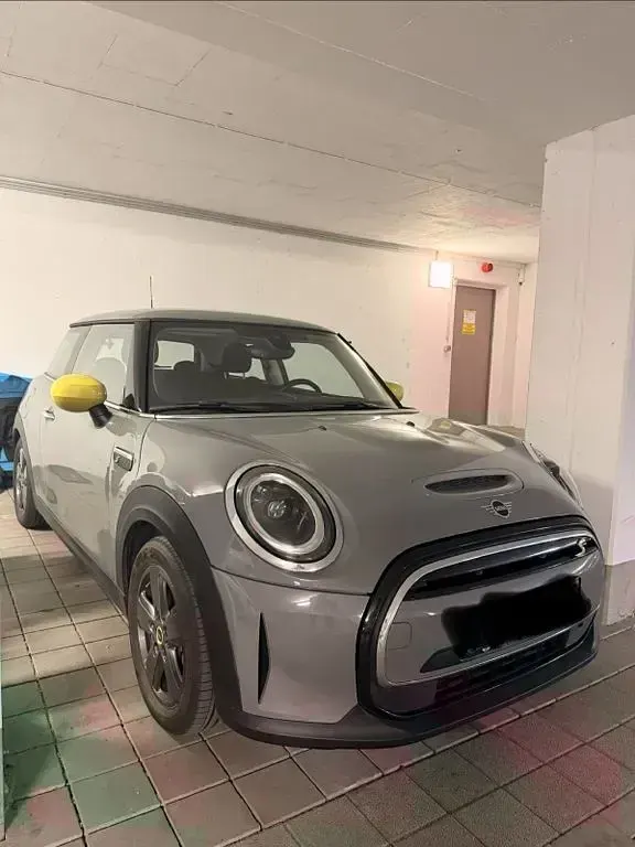 Gebraucht Mini Cooper SE Essential 135 kW (184 PS) 2020 Grau Kleinwagen