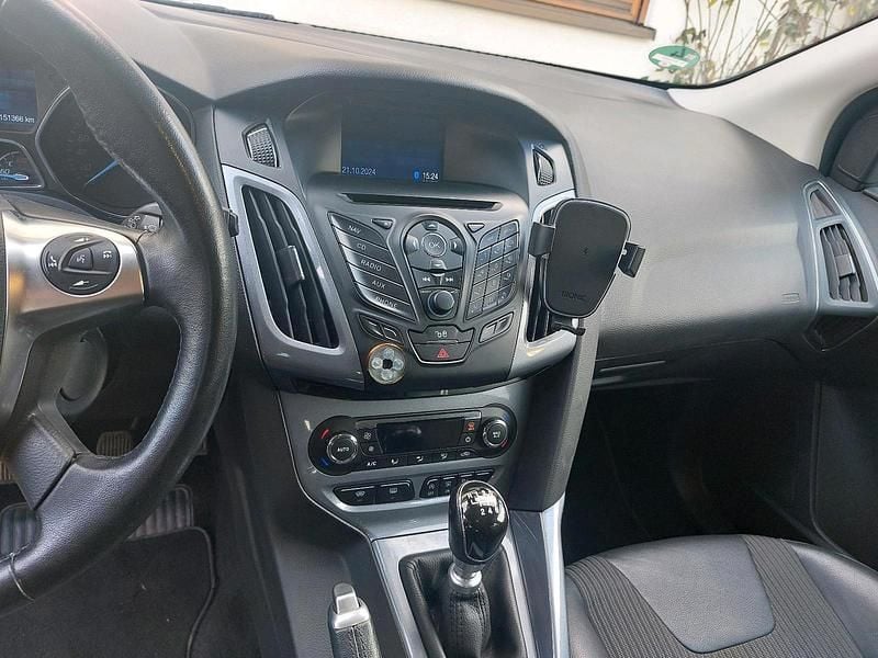Gebraucht Ford Focus Titanium 150 PS (110 kW) 2014 Weiß Kombi