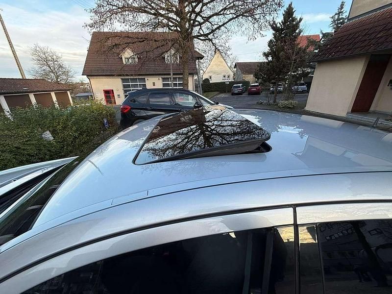 Gebraucht Mercedes E320 Elegance 224 PS (164 kW) 2003 Limousine