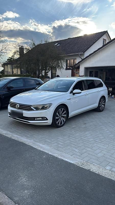 Second-hand VW Passat 190 CP (139 kW) 2015 Alb Break