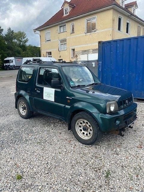 Grün Gebraucht 2000 Suzuki Jimny SUV | 2.650 € (Superpreis) - Bild 1/4