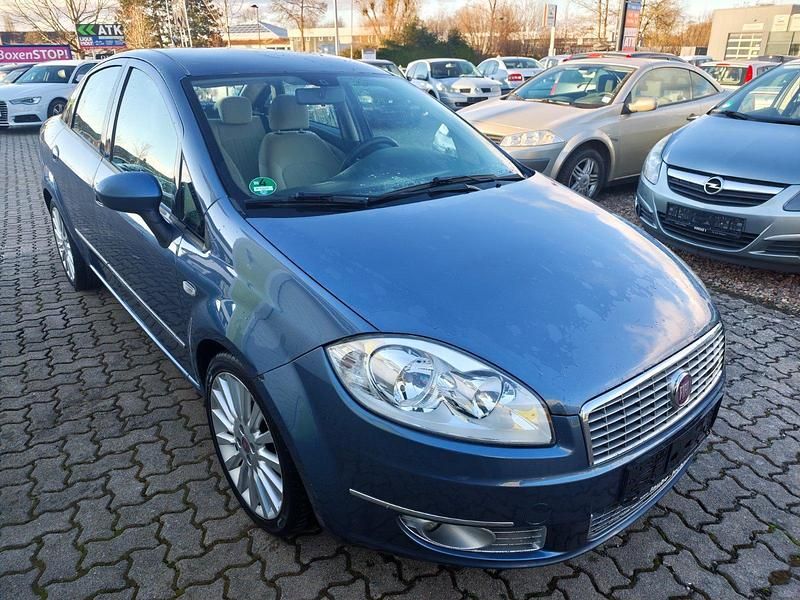 Gebraucht Fiat Linea 120 PS (88 kW) 2008 Blau Limousine