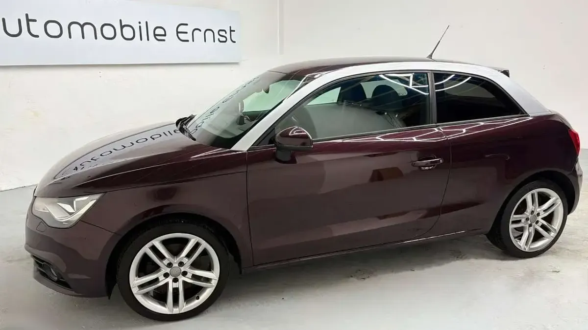 Gebraucht Audi A1 Attraction 122 PS (89 kW) 2011 Violet Kleinwagen