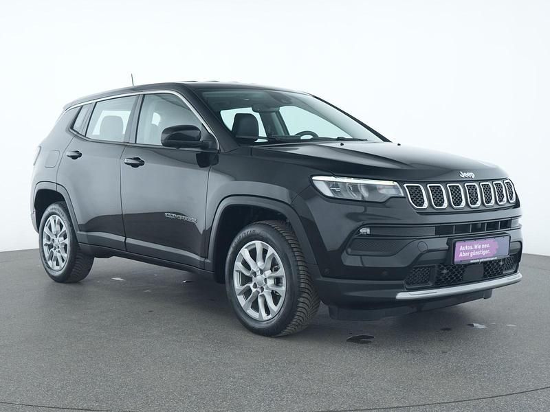 Gebraucht Jeep Compass Altitude 131 PS (96 kW) 2024 Schwarz SUV