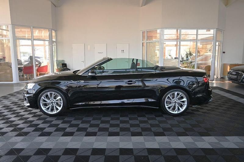 Gebraucht Audi A5 Cabriolet S-Line 265 PS (194 kW) 2023 Schwarz Cabrio