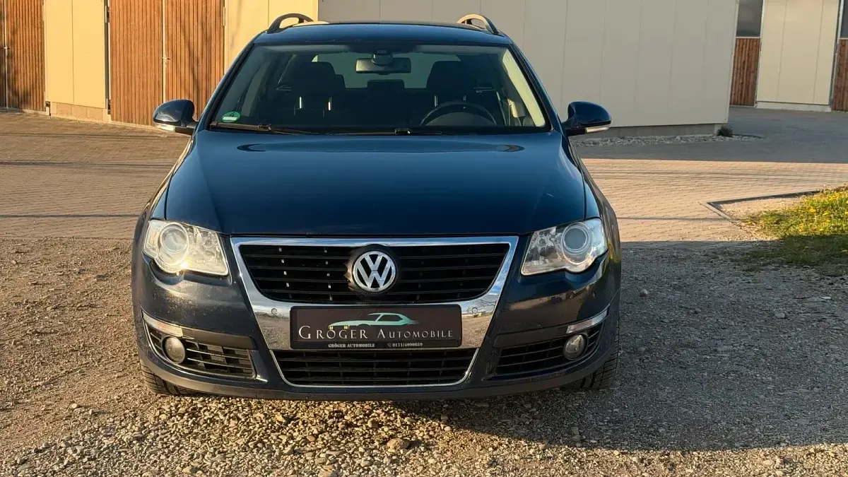 Gebraucht VW Passat 140 PS (102 kW) 2008 Blau Kombi