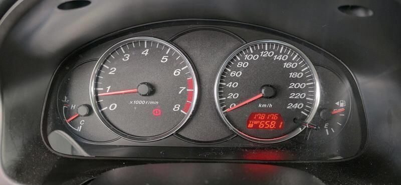 Andere außenfarben Gebraucht 2003 Mazda 6 Kombi | 1.800 € (Fairer Preis) - Bild 1/4