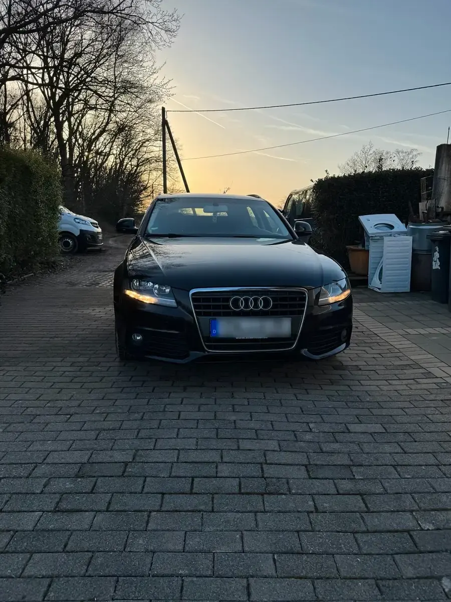 Gebraucht Audi A4 143 PS (105 kW) 2009 Schwarz Kombi