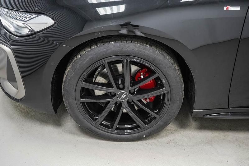 Gebraucht Audi A5 S-Line 204 PS (150 kW) 2024 Mythosschwarz metallic (0e) Coupé