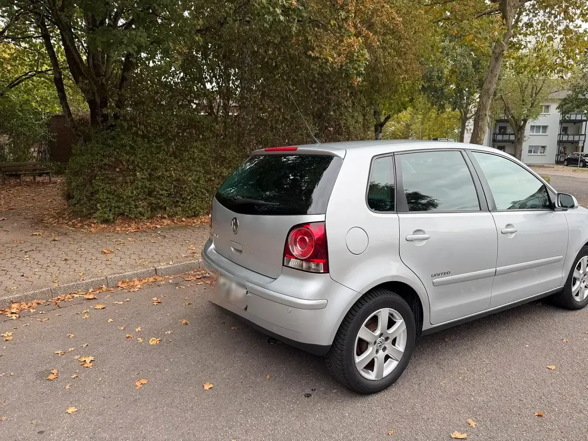 Gebraucht VW Polo Edition 60 PS (44 kW) 2008 Silber Kleinwagen