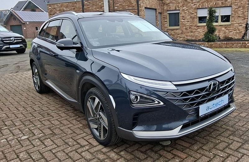 Gebraucht Hyundai Nexo Premium 163 PS (119 kW) 2021 Blau SUV