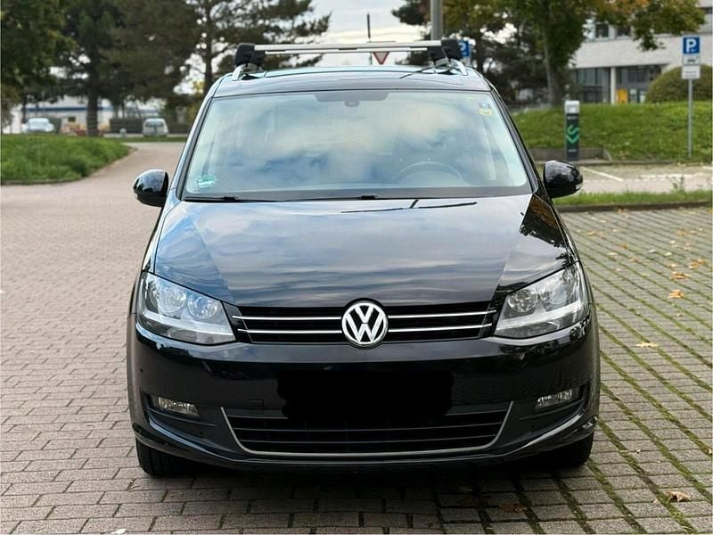 Schwarz Gebraucht 2012 VW Sharan Van / Kleinbus | 8.399 € (Guter Preis) - Bild 1/4