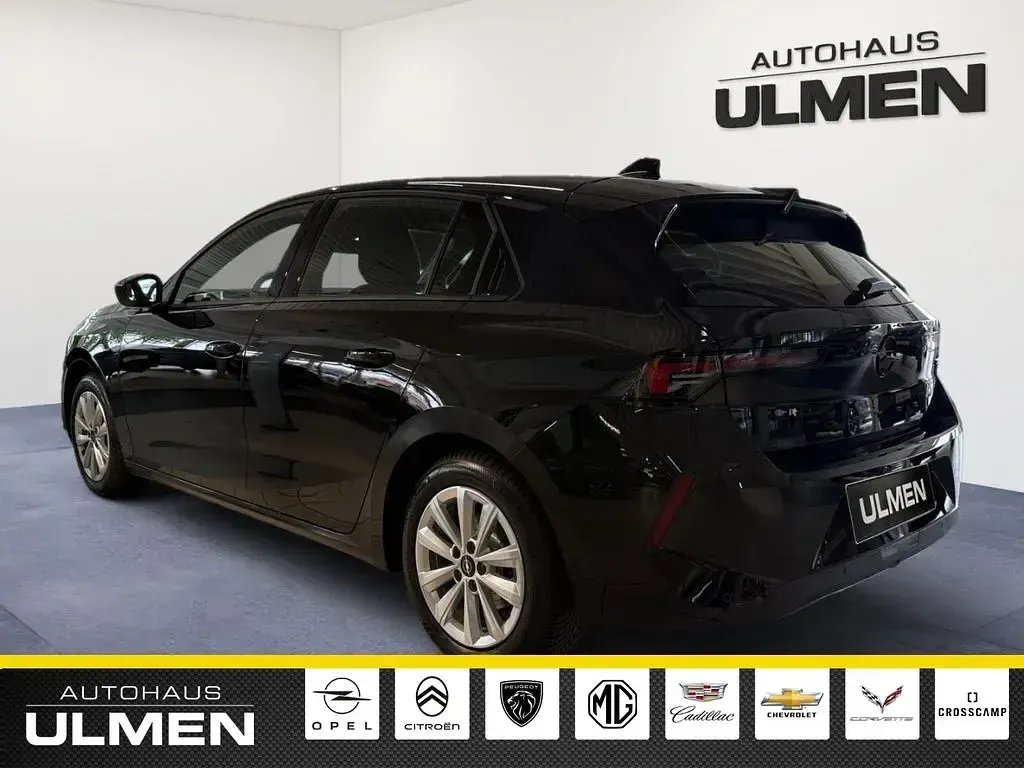 Neu Opel Astra Edition 145 PS (106 kW) 2026 Schwarz Limousine