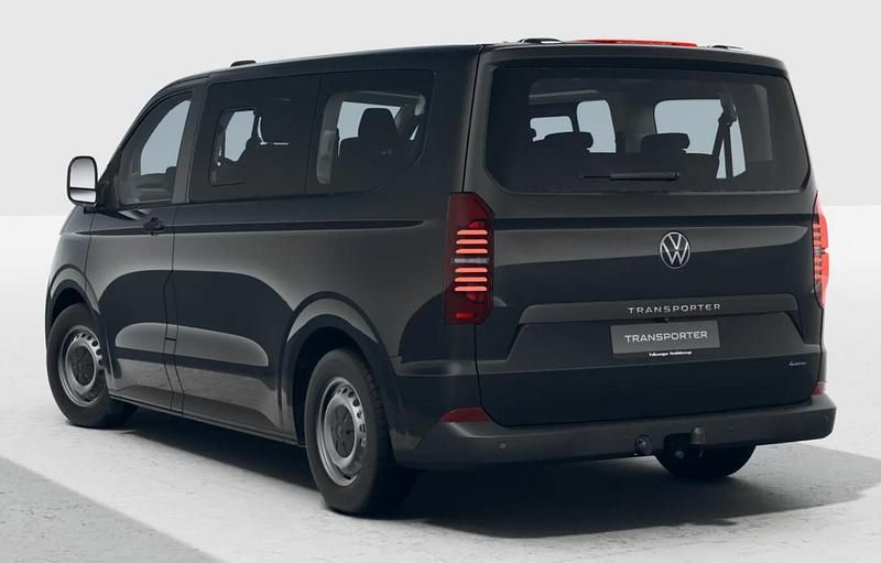 Neu VW T7 150 PS (110 kW) 2025 Schwarz Van