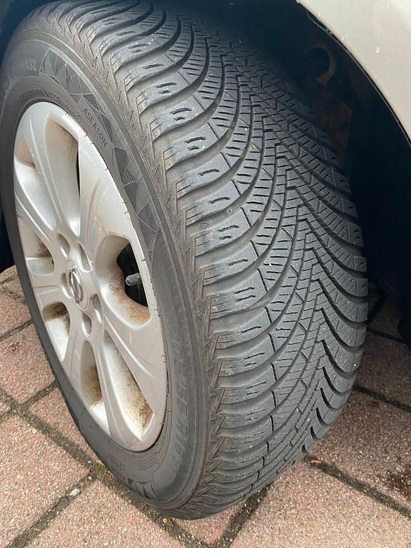 Gebraucht Opel Zafira 140 PS (102 kW) 2007 Grau Van / Kleinbus