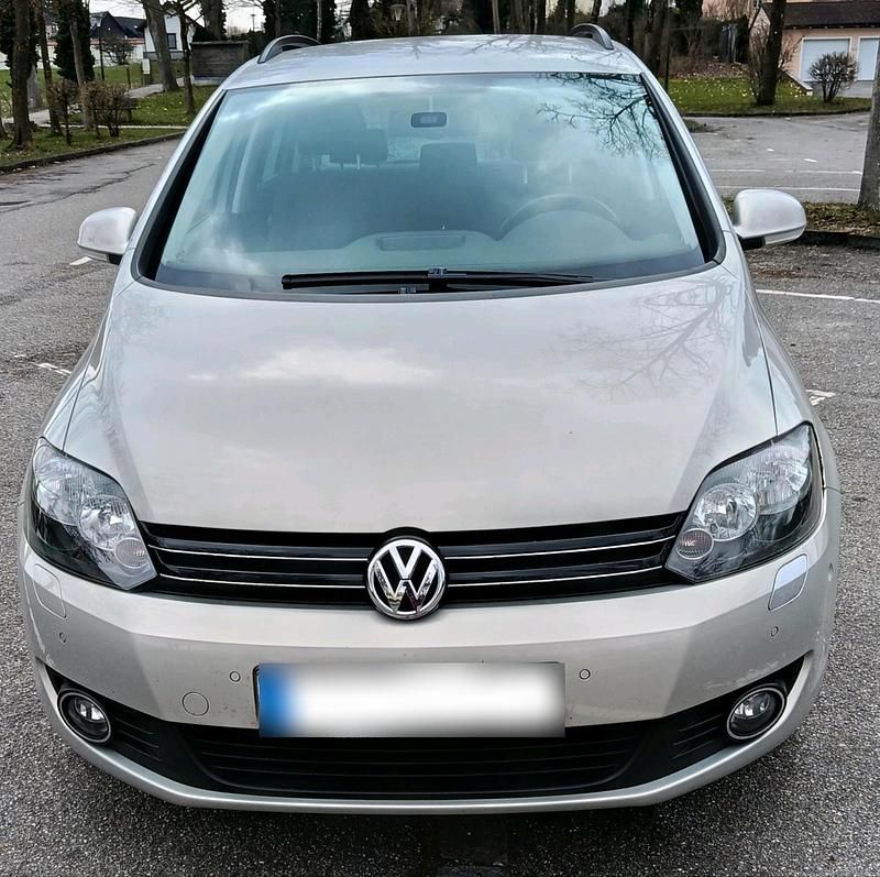 Gebraucht VW Golf VI Team 105 PS (77 kW) 2010 Silber Kleinwagen