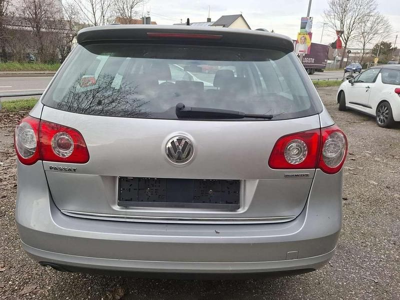 Gebraucht VW Passat Trendline 105 PS (77 kW) 2010 Reflexsilber metallic Kombi