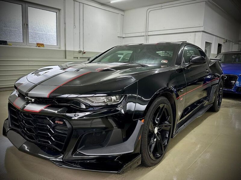 Schwarz Gebraucht 2022 Chevrolet Camaro ZL1 | 28.991 € (Etwas zu teuer) - Bild 1/4