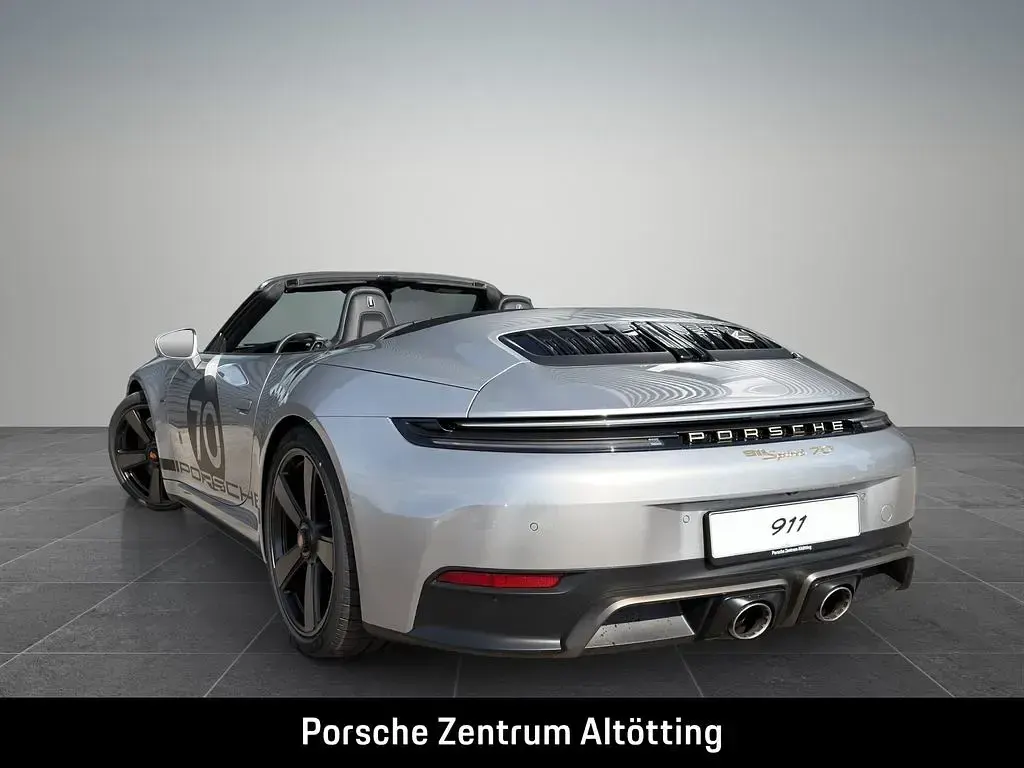 Neu Porsche 992 541 PS (397 kW) 2026 Silber Cabrio