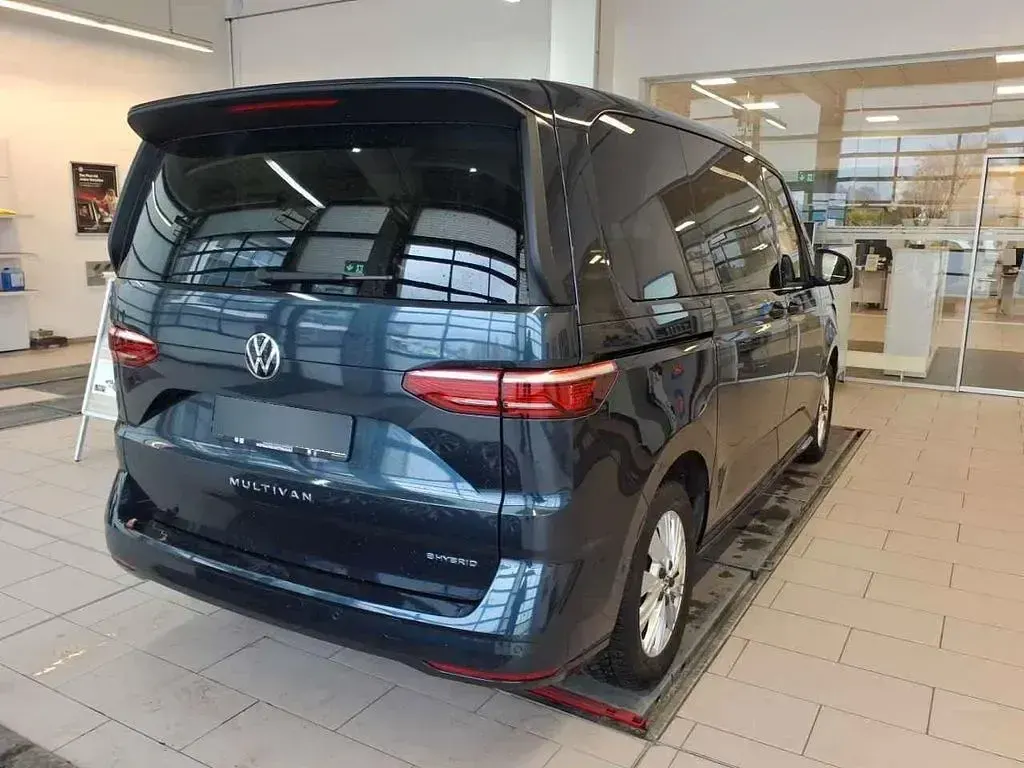 Gebraucht VW Multivan Energetic 150 PS (110 kW) 2022 Blau Van / Kleinbus
