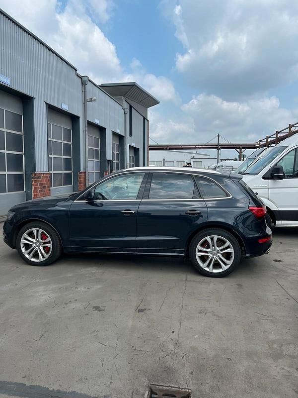 Blau Gebraucht 2015 Audi SQ5 SUV | 18.000 € (Superpreis) - Bild 1/4