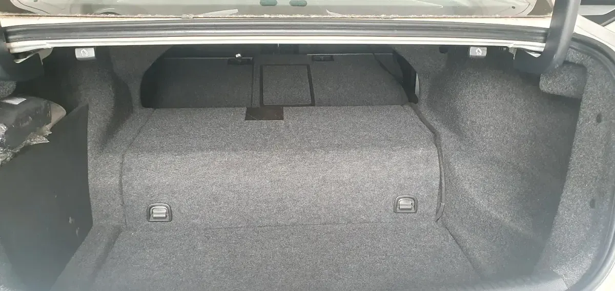 Gebraucht VW Jetta 150 PS (110 kW) 2013 Weiß Limousine