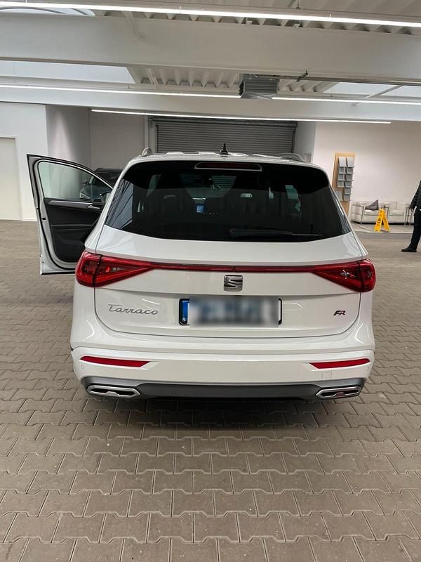 Gebraucht Seat Tarraco Beats 150 PS (110 kW) 2022 Weiß SUV