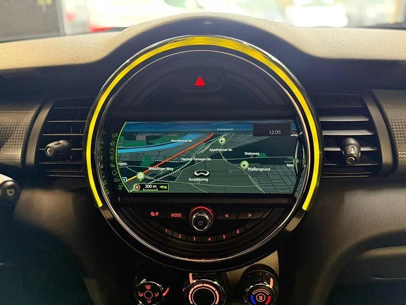 Gebraucht Mini John Cooper Works 116 PS (85 kW) 2017 Schwarz Kleinwagen