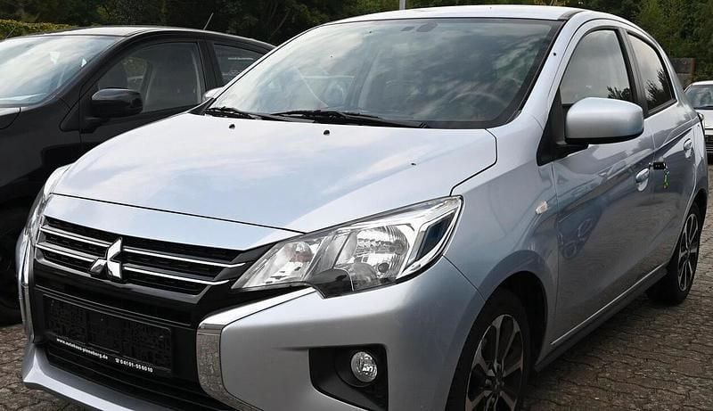 Grau Gebraucht 2024 Mitsubishi Space Star Kleinwagen | 12.000 € (Guter Preis) - Bild 1/4