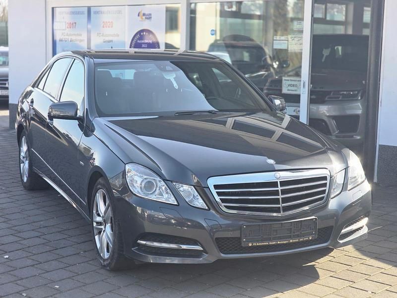 Gebraucht Mercedes E350 265 PS (194 kW) 2012 Grau Limousine