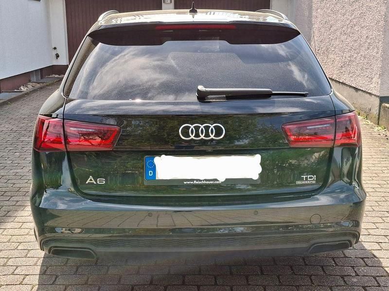 Gebraucht Audi A6 Ambiente 326 PS (239 kW) 2016 Schwarz Kombi