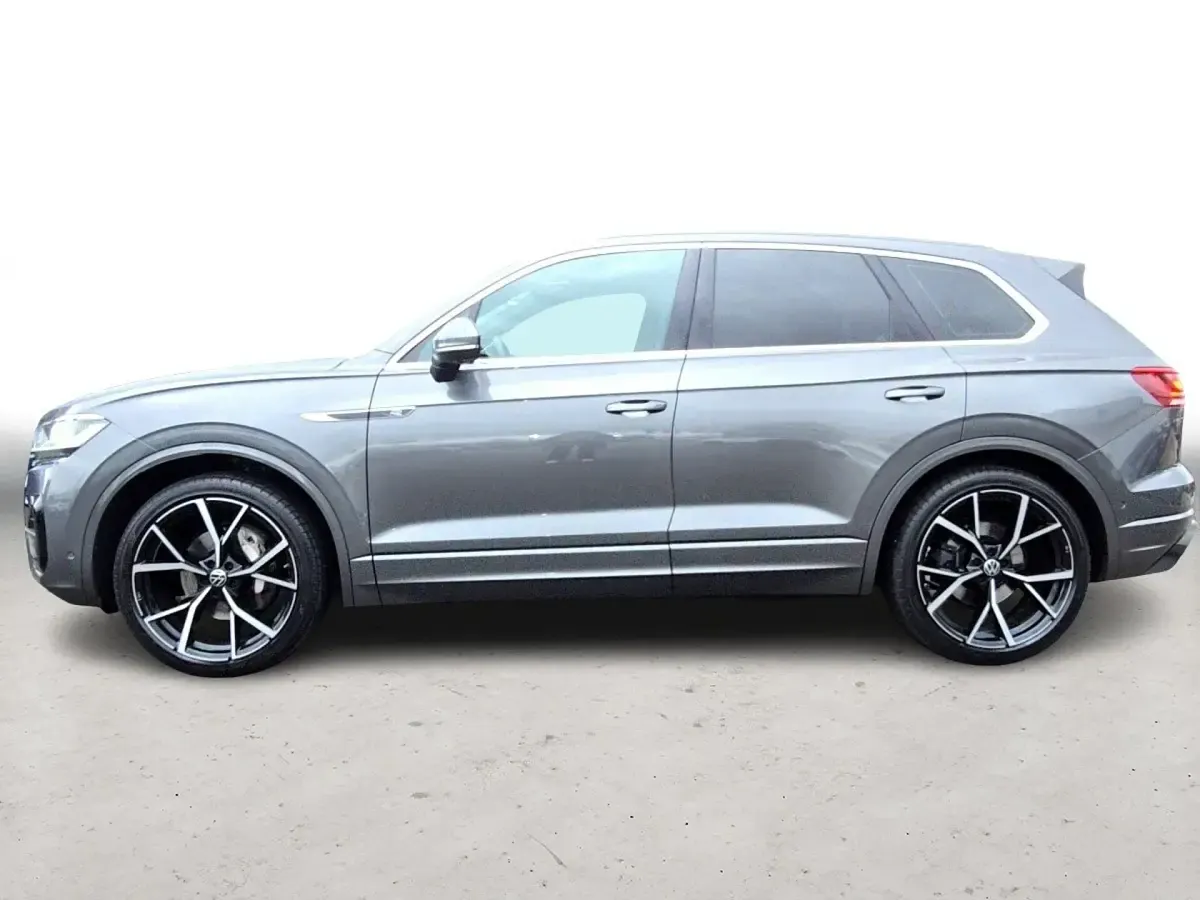 Gebraucht VW Touareg R-line 231 PS (169 kW) 2022 Grau SUV