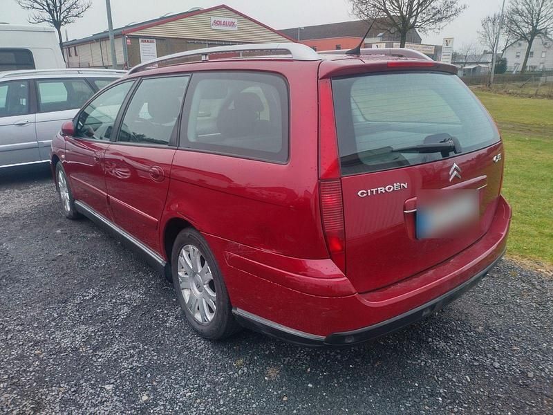 Gebraucht Citroën C5 Tendance 136 PS (100 kW) 2005 Rot Kombi