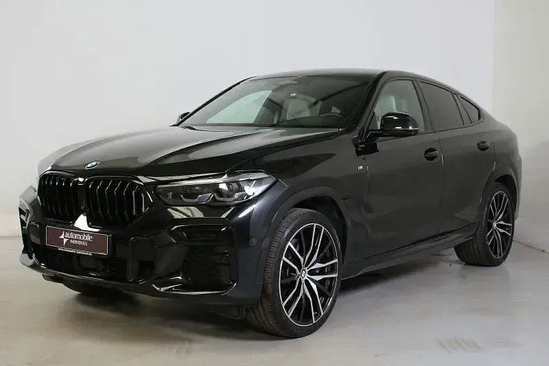 Gebraucht BMW X6 M Sport 340 PS (250 kW) 2023 Saphirschwarz met. SUV