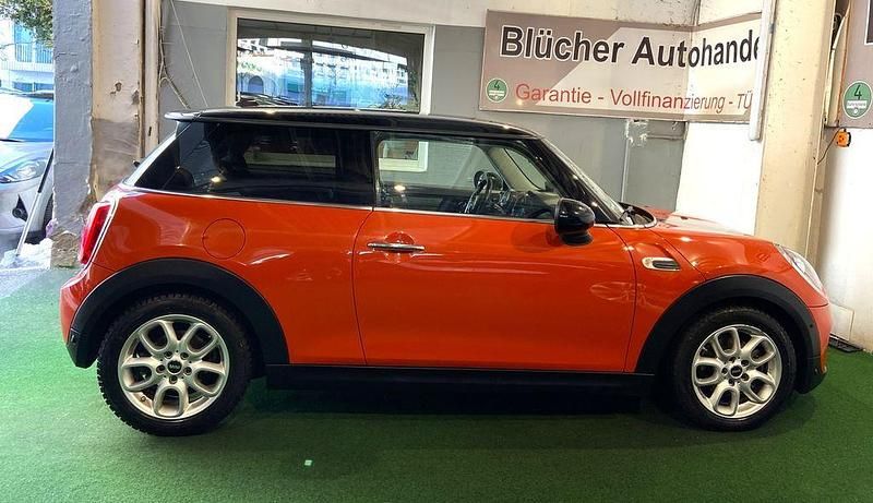 Gebraucht Mini Cooper 136 PS (100 kW) 2018 Orange Kleinwagen