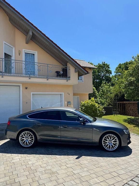 Gebraucht Audi A5 Sportback S-Line 218 PS (160 kW) 2015 Grau Kleinwagen