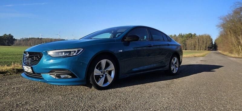 Gebraucht Opel Insignia Exklusiv 260 PS (191 kW) 2017 Grün Limousine