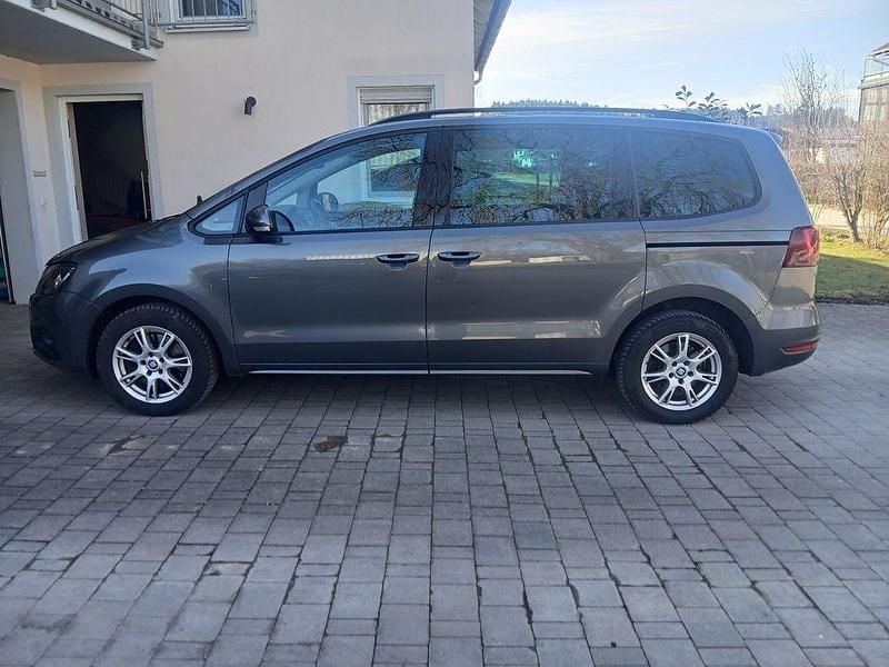 Gebraucht Seat Alhambra Style 150 PS (110 kW) 2019 Grau Van / Kleinbus