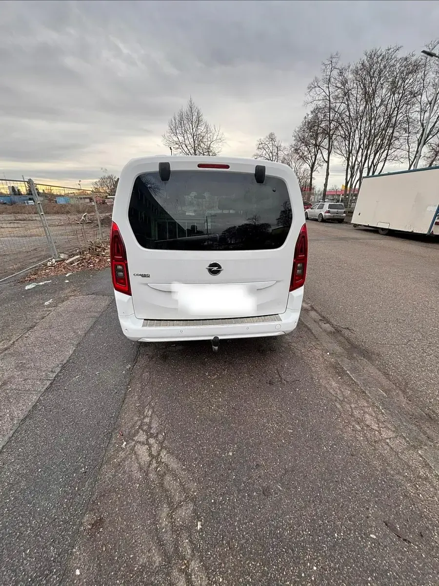 Usata Opel Combo 130 CV (95 kW) 2019 Bianco Monovolume