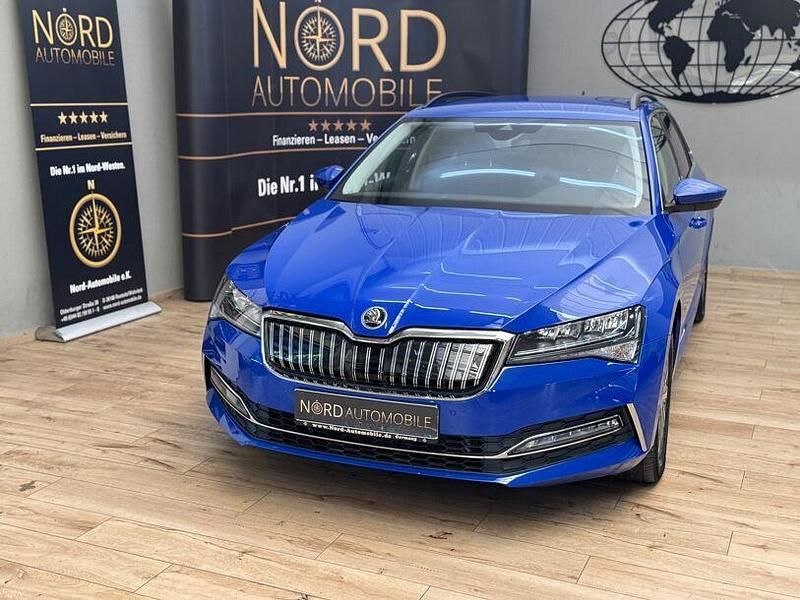 Blau Gebraucht 2021 Skoda Superb | 19.900 € (Superpreis) - Bild 1/3