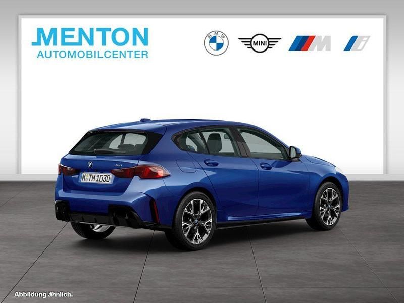 Neu BMW 120 Performance 170 PS (125 kW) 2026 Blau Kleinwagen