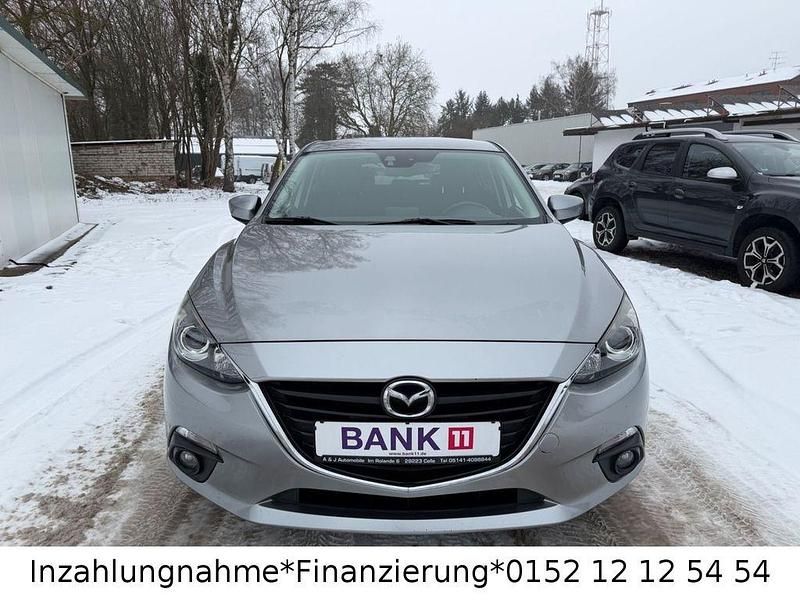 Grau Gebraucht 2015 Mazda 3 Center-Line Limousine | 12.990 € (Fairer Preis) - Bild 1/4