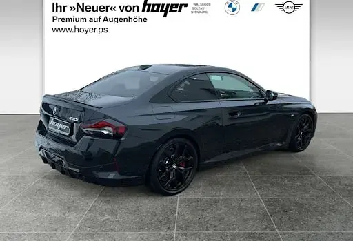 Neu BMW 230 M Sport 245 PS (180 kW) 2026 Saphirschwarz metallic Coupé