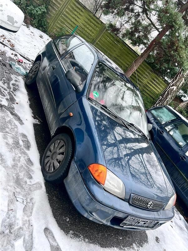 Gebraucht 2000 Suzuki Swift Kleinwagen | 699 € - Bild 1/3