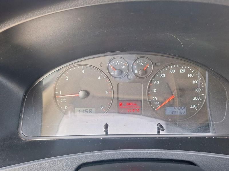 Gebraucht VW California Beach 131 PS (96 kW) 2009 Silber Van